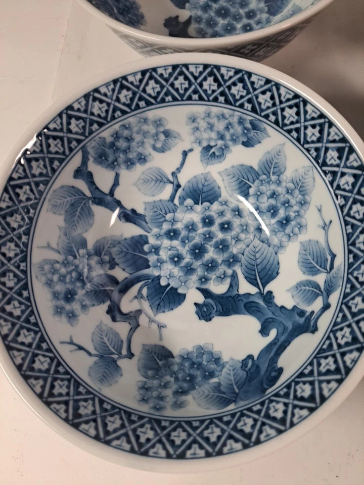 Set of 7 Vintage Japanese Porcelain Blue & White Floral Rice Bowls